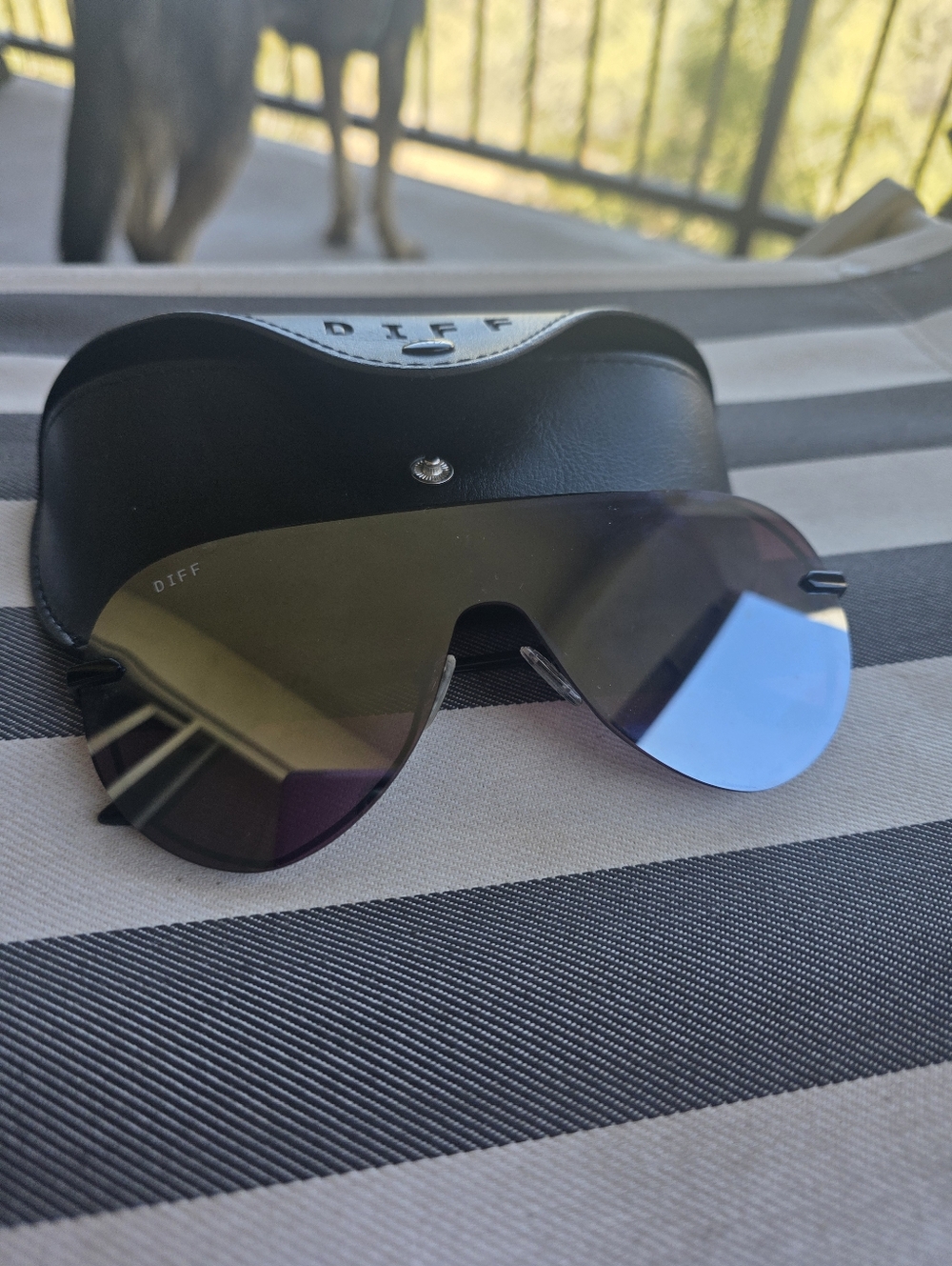 DIFF Mirrored Rimless Shield Sunglasses - Purple Hue Lenses